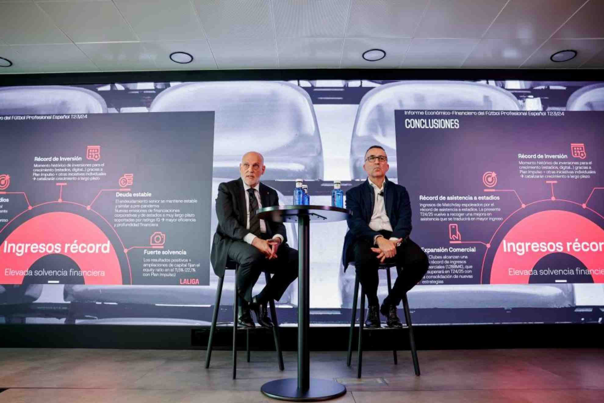 热刺新援射手加盟引争议：错失良机引发球迷不满，引援策略受质疑